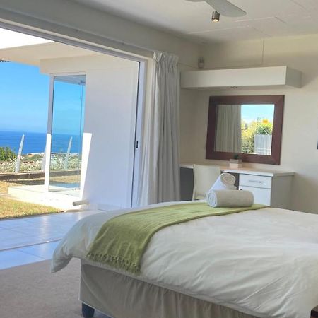 Stylish Holiday Home With Amazing Sea Views Plettenberg Bay Bagian luar foto