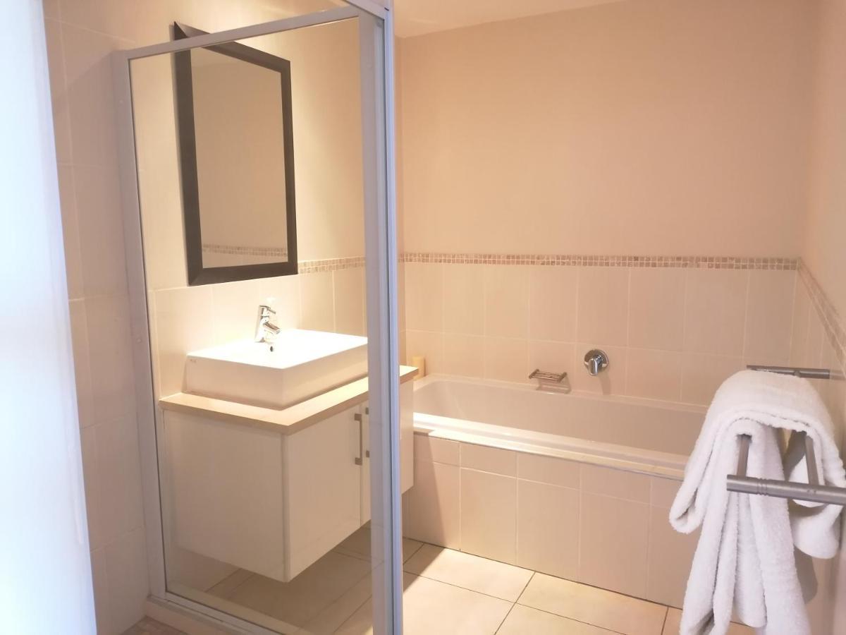 Stylish Holiday Home With Amazing Sea Views Plettenberg Bay Bagian luar foto