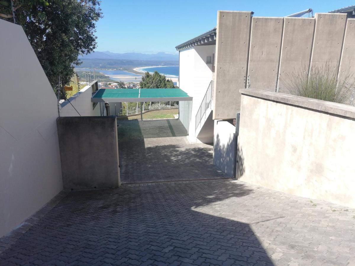 Stylish Holiday Home With Amazing Sea Views Plettenberg Bay Bagian luar foto